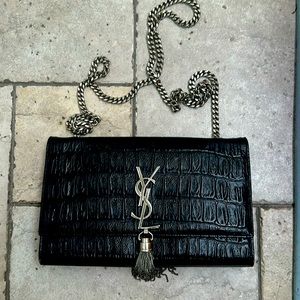 YSL Croc-effect shoulder bag (like new condition)